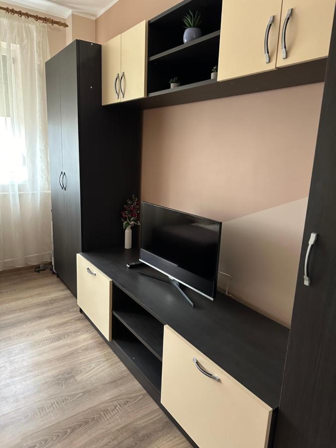 Cozy Apartament Galati  Bagian luar foto