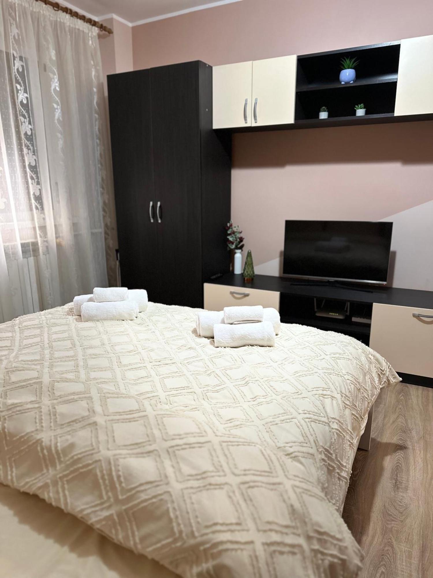 Cozy Apartament Galati  Bagian luar foto