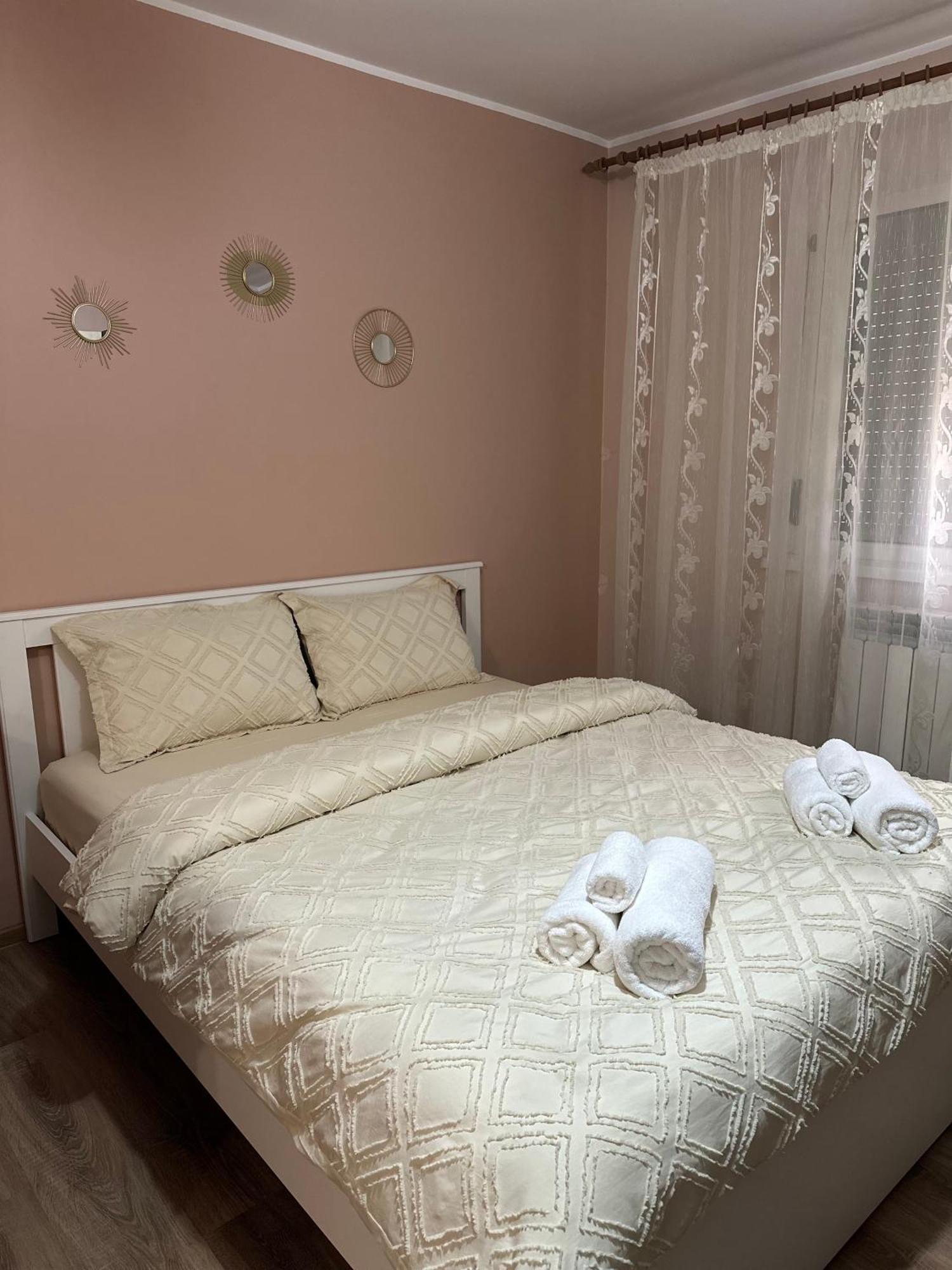 Cozy Apartament Galati  Bagian luar foto